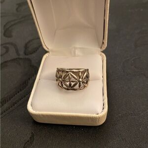 Vintage Elegant Floral Design Sterling Silver Ring Size 6